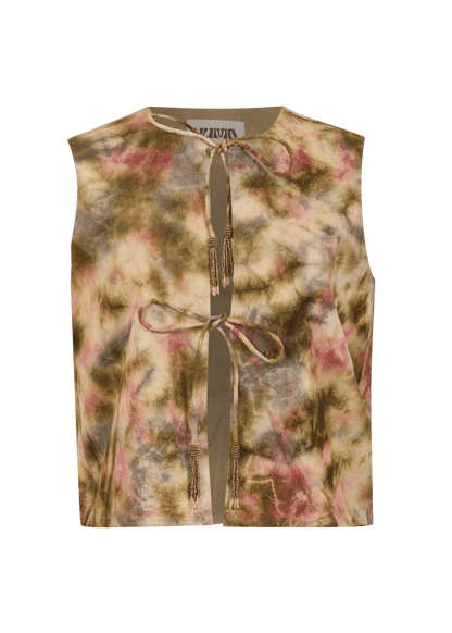 The Earth-Kissed Top